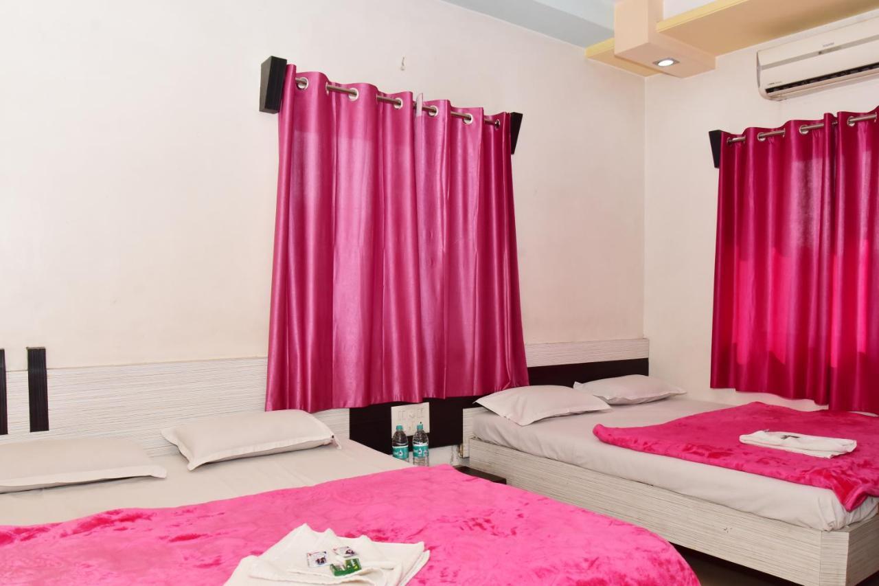 Hotel Temple Sai Shirdi Exterior foto