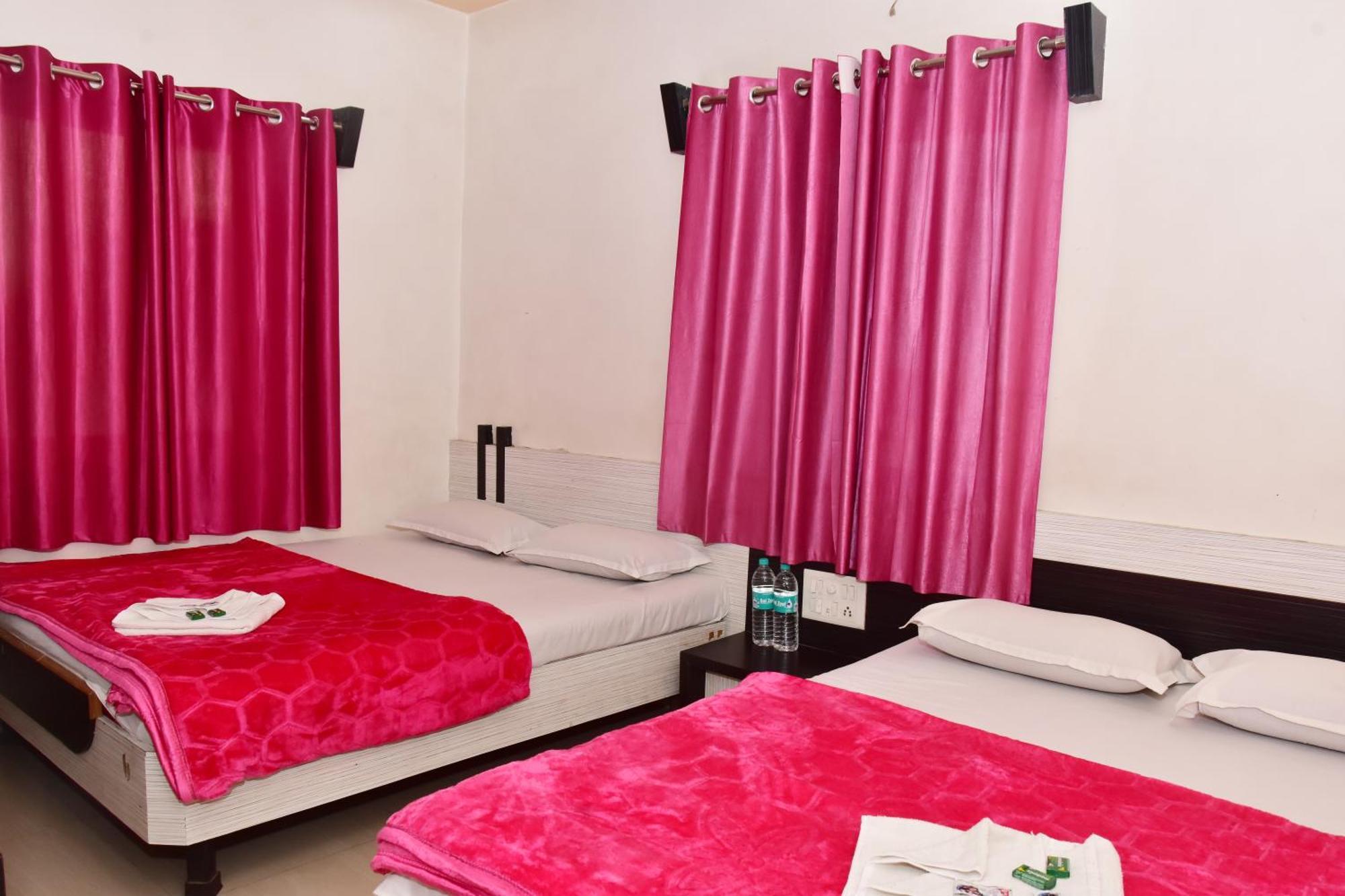 Hotel Temple Sai Shirdi Exterior foto