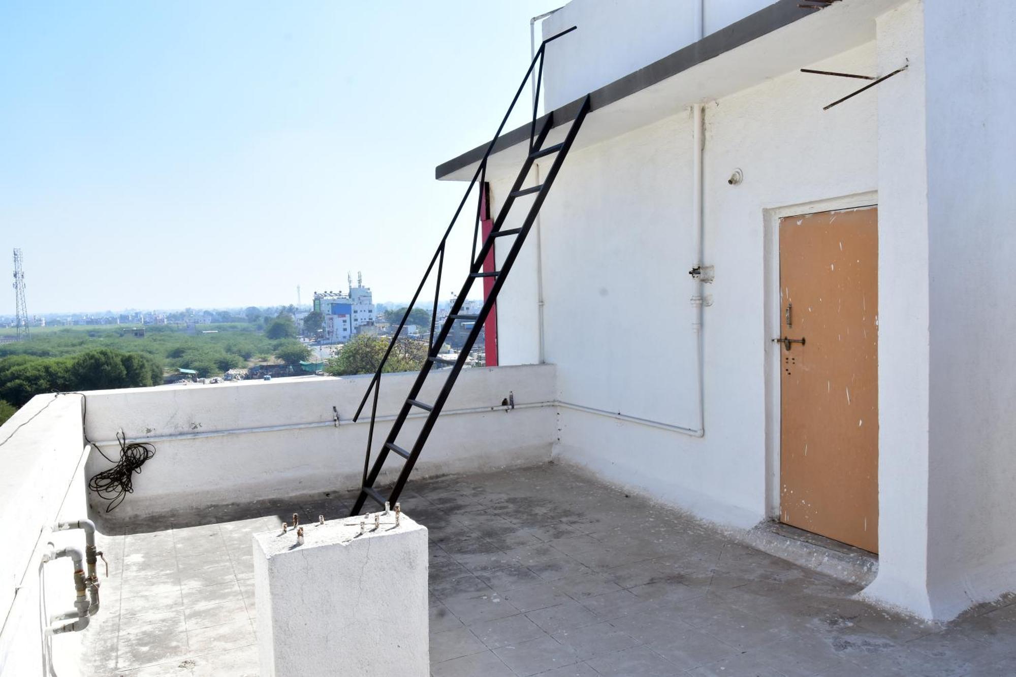 Hotel Temple Sai Shirdi Exterior foto